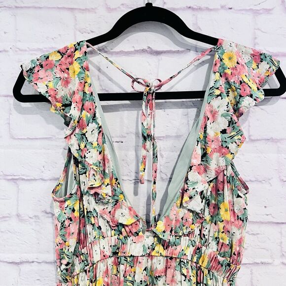 Hello Molly Floral Maxi Dress - Picture 4 of 13